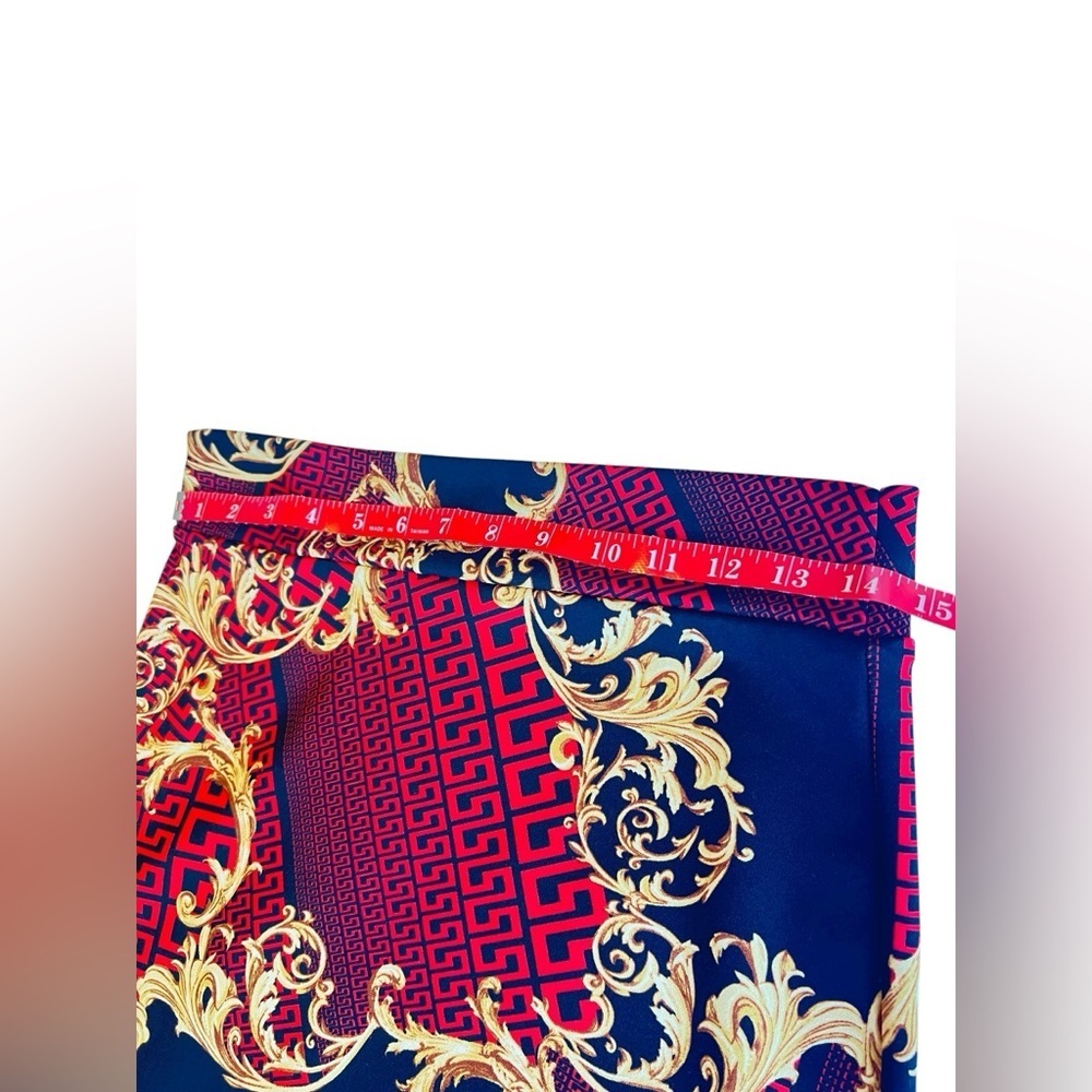 Elegant Red and Gold Women's Pencil Skirt - Picture 5 of 5